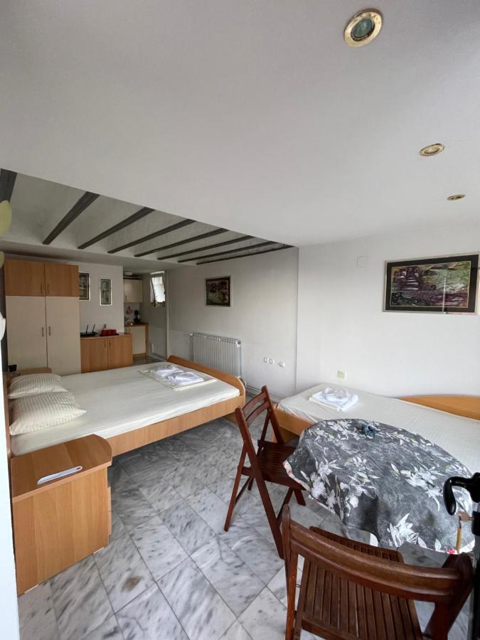 Apartments Evelyn Ohrid Exterior photo